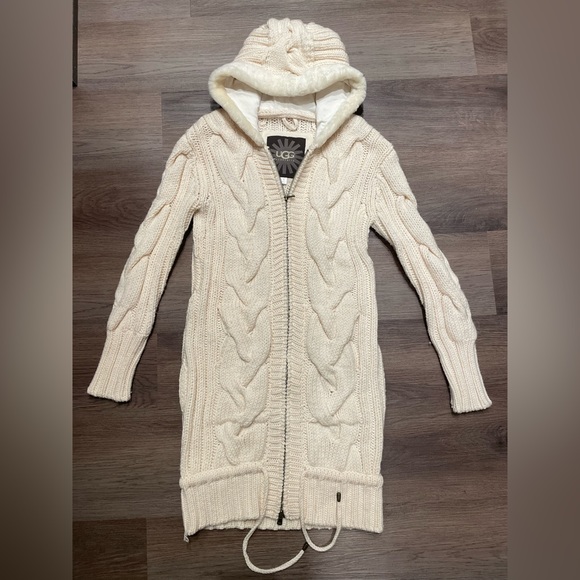 UGG Sweaters - UGG- Wool & Real Fur Hood Ivory Long Cable Knit Cardigan with Front Zipper Rare